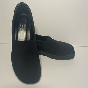 Donald J. Pliner Black Platform Shoes size 6M Women’s